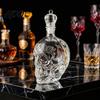 Skull Whiskey Decanter Decanter 500ml Gothic Glass Bottle with Stopper Halloween Bar Accessories Spirit Dispenser for Home Bar Creepy Liquor