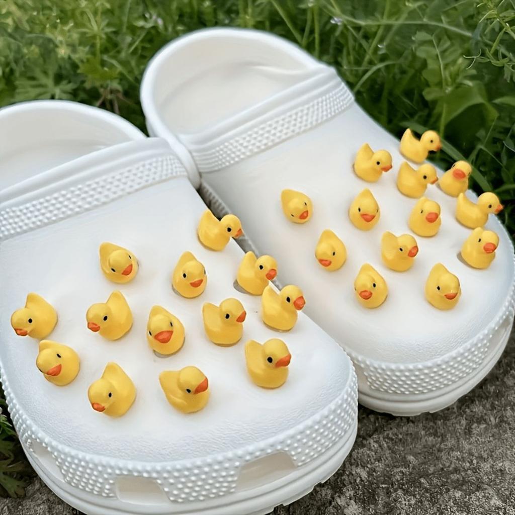 Duck Design Shoe Decorations Fashionable Glow In The Dark Shoe Decorations for Clogs