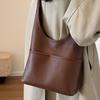 Niche Commuter Single-shoulder Underarm Large Bag for Autumn and Winter, Fashionable and Casual, with A Large Capacity