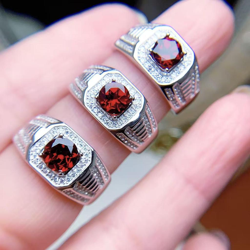 Natural Garnet Ring In 925 Sterling Silver – Elegant, Bold, and Durable Design