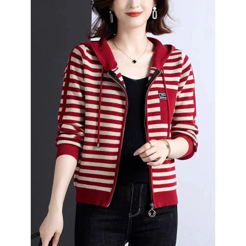 Chinese mother spring and autumn clothes hooded lapel jacket women's new models in the elderly striped cardigan red sweater