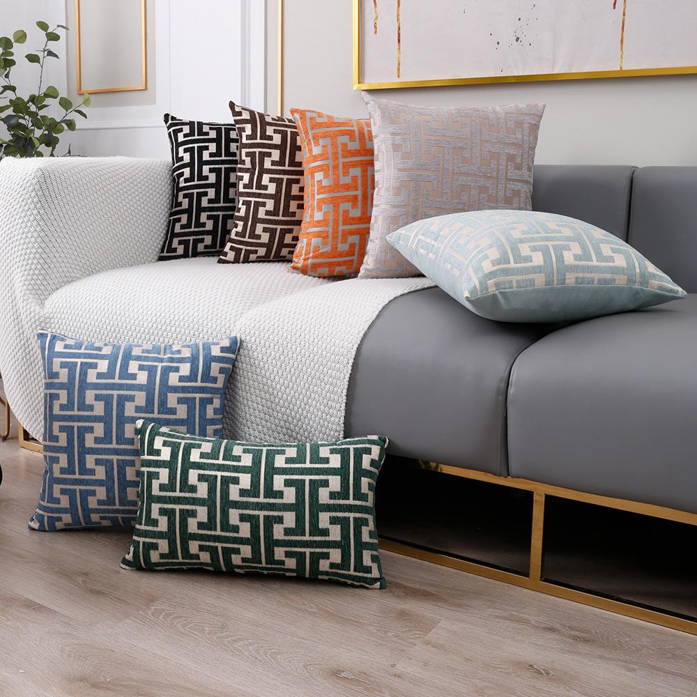 100%Polyester Jacquard Pillowcase Geometric Patterned Sofa Lumbar Pillow Covers For Spring, Summer, Autumn, And Winter Seasons