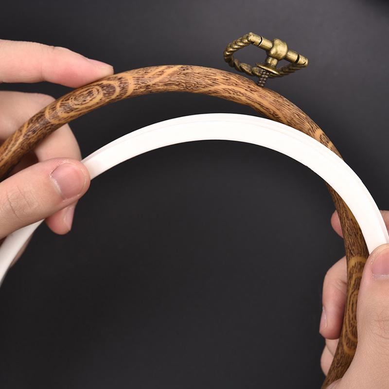 Instrument de cusut Cercuri de broderie de culoare din lemn rotund Set cadru Broderie din plastic