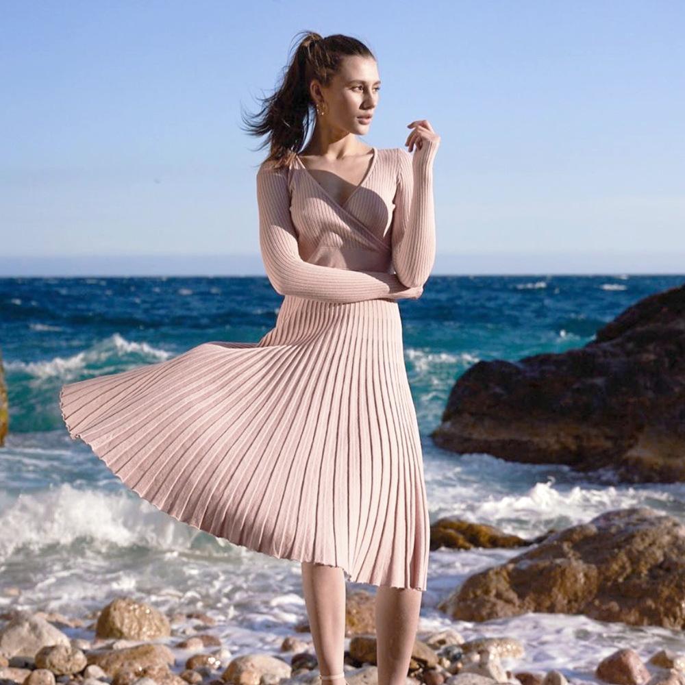 Women's V-Neck Ribbed Long Sleeve Knit Dress with Pleated Hem in Lavender and Beige