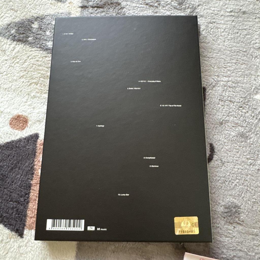 [USED] TVXQ RISE AS GOD CD and photo book, strap