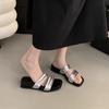 Thick-soled one-word slippers for women to wear in summer, new slope heel sandals, French gentle fairy wind open-toed beautiful sandals