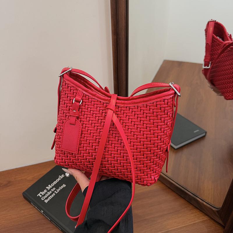 

Новая модная сумка подмышку простая повседневная плетеная сумка большой вместимости сумка-мессенджер на плечо прилив красный