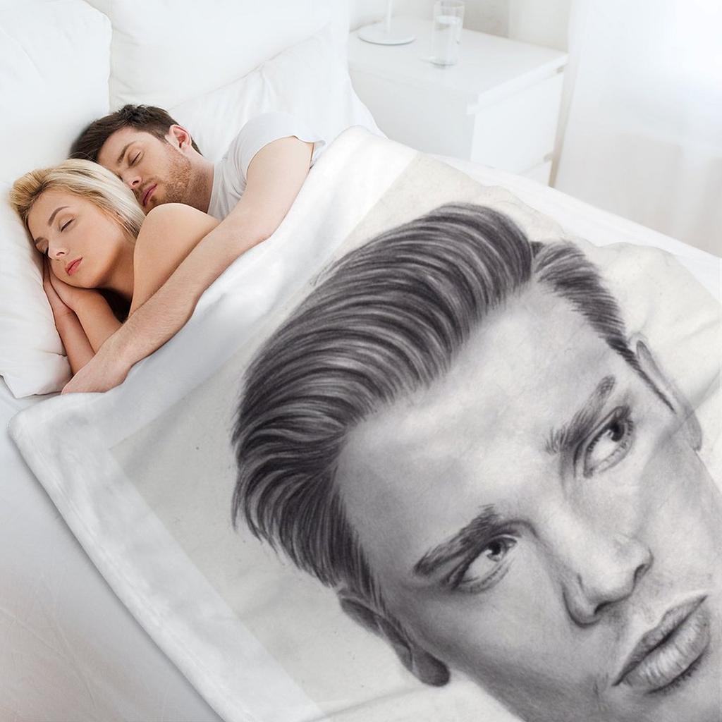 Dominic Sherwood Throw Blanket christmas gifts Weighted Picnic Blankets For Baby Blankets
