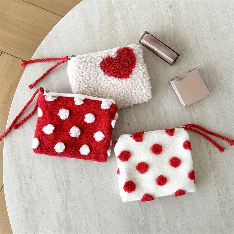 Cute Plush Women's Cosmetic Bags Portable Ladies Clutch Purse Lipstick Makeup Case Cute Female Small Storage Bag