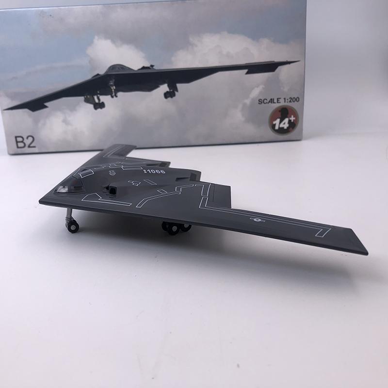 Støpt metall 1/200 Skala B2 USAF B-2A Bomber Fly Fly Fly Replika Modell Leke For Utstilling Samling