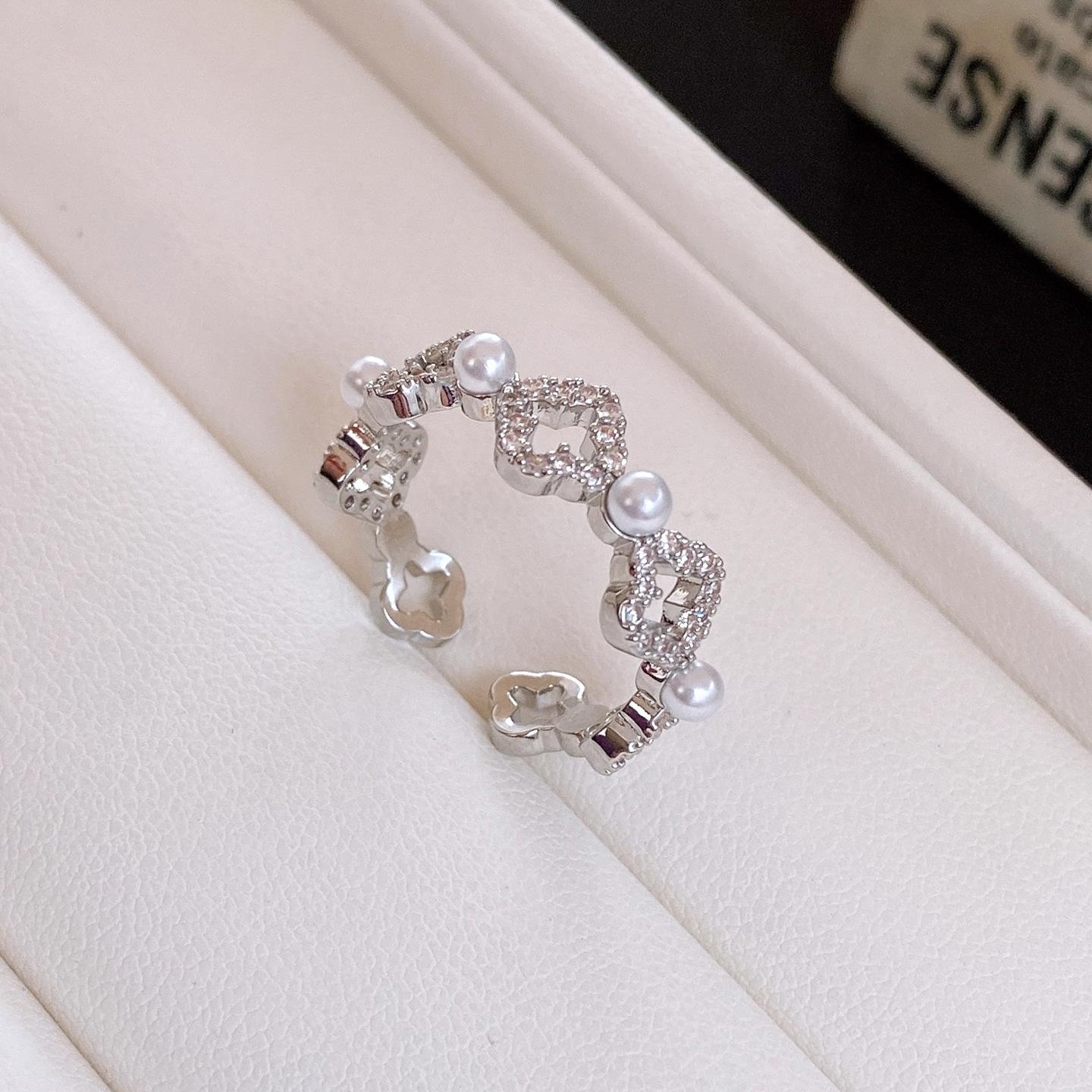 18k electroplated zircon flower pearl ring ring French retro light luxury jewelry women