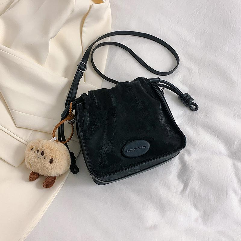 

Niche Simple Style Модная сумка для женщин Новая плиссированная универсальная сумка-ведро Простая повседневная модная сумка через плечо separate bag