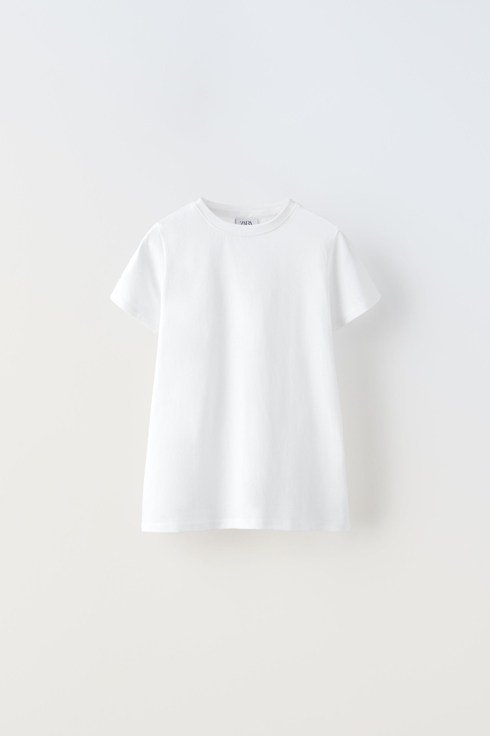 

ОБЫЧНАЯ ФУТБОЛКА