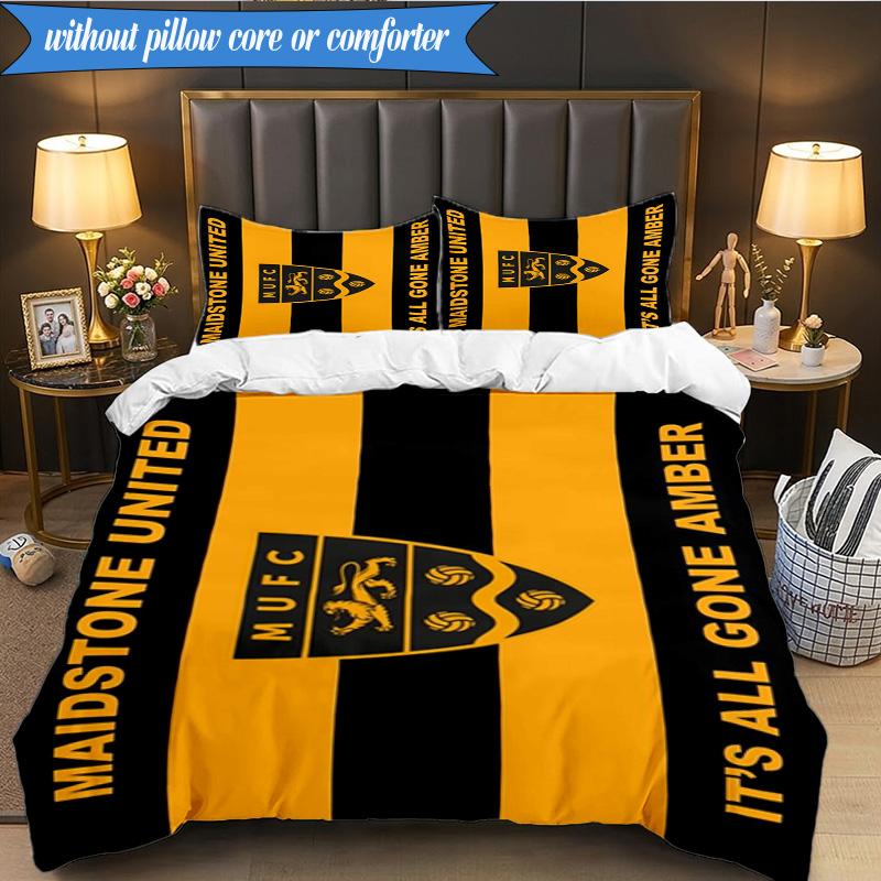 3PCS Football Crest Printed Soft Bedding Set,Including 1pc Duvet Cover And 2pcs Pillowcases Perfect for Bedroom, Dormitory, Fan gift