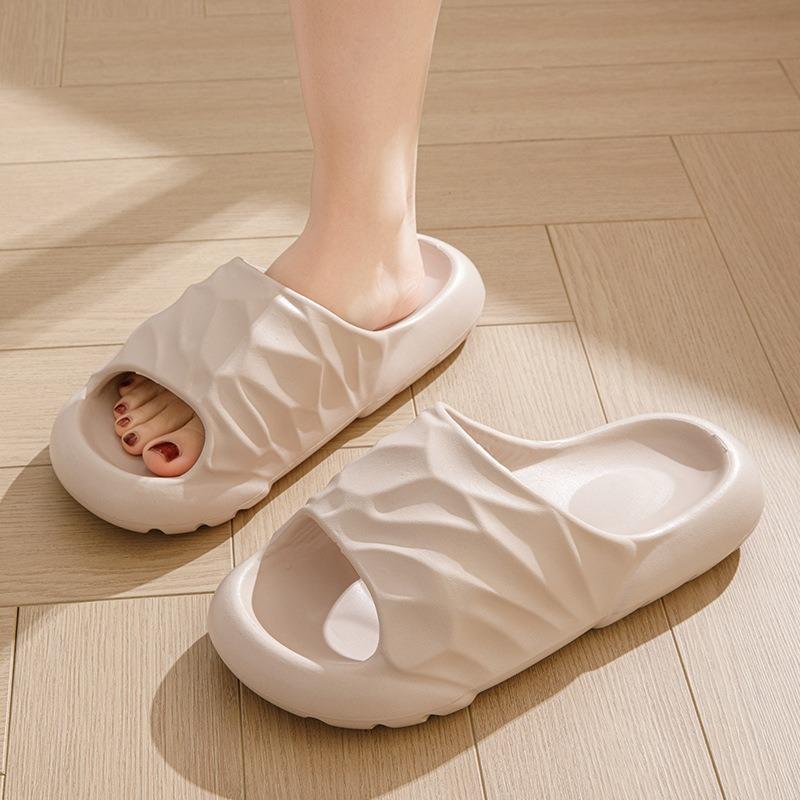 Summer new men's and women's cool slippers home thickened non-slip and wear-resistant outer wear soft bottom deodorant sandals