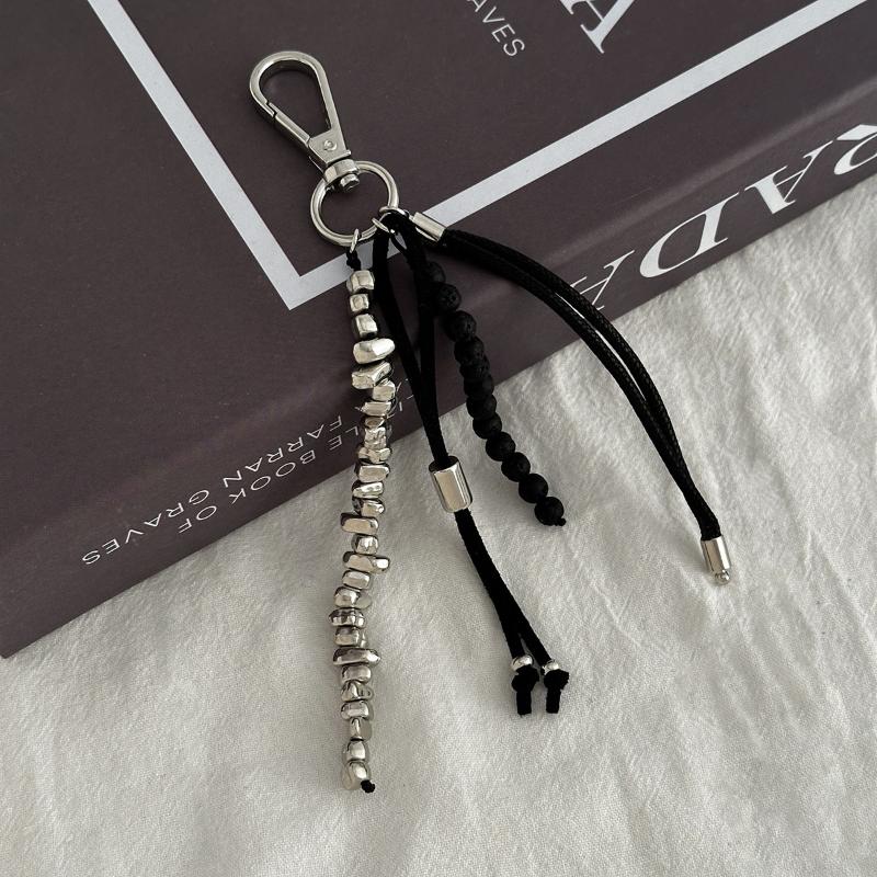 Modny Metalowy Brelok z Perełkami Kształt Brzoskwiniowego Serca Ozdoba z Frędzli Łańcuszek do Torebki Wisiorek Akcesoria do Torebek