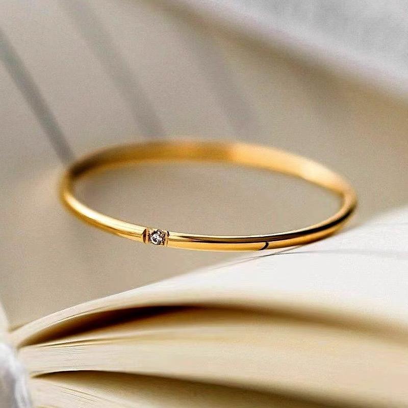 Stainless Steel Gold Color 1 mm Thin Finger Ring With Zirconia Wedding Band Personality High Quality Luxury Jewelry Party Gifts