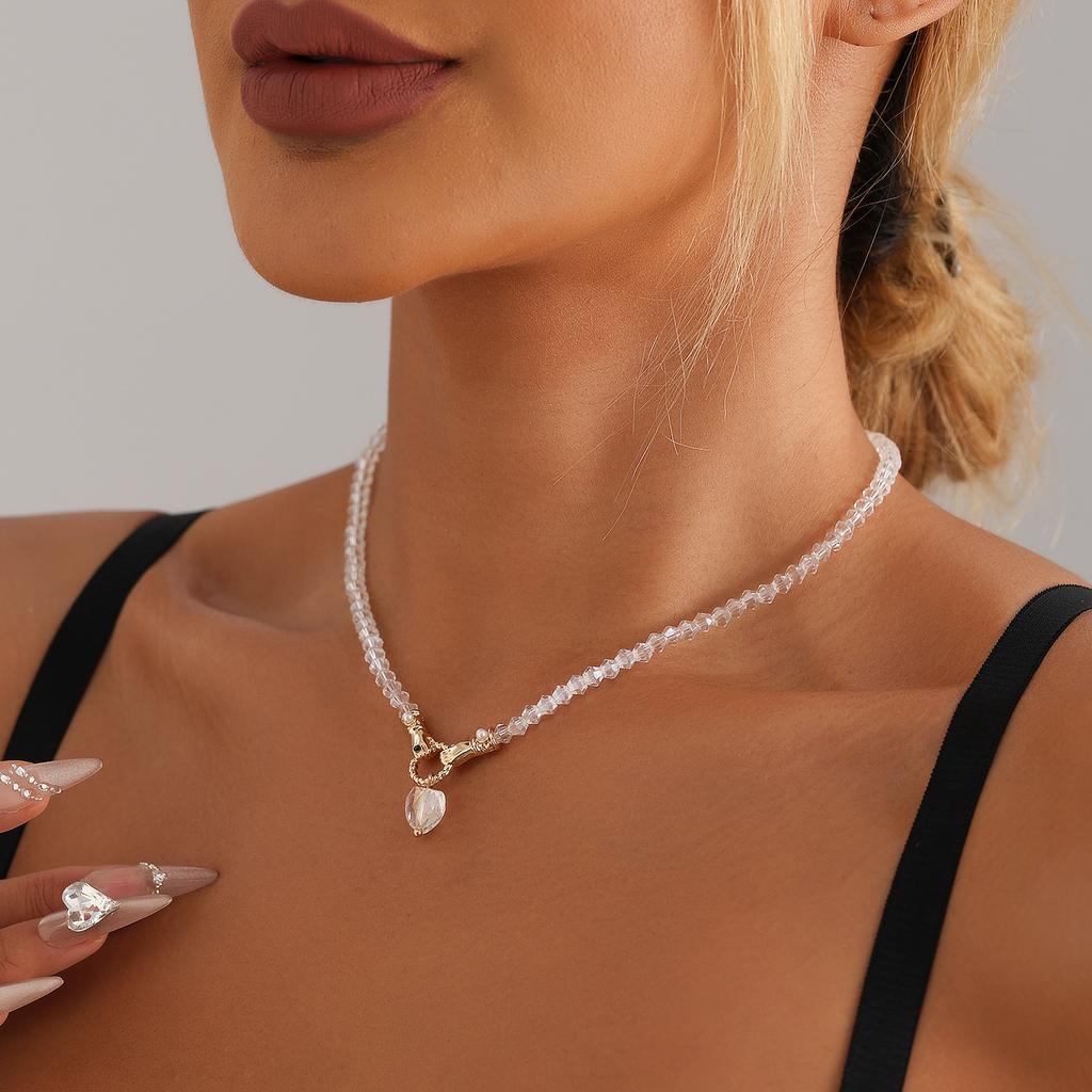 Jewelry Wind Handshake Love Pendant Clavicle Chain Personality Creative Versatile Glass Beaded Necklace