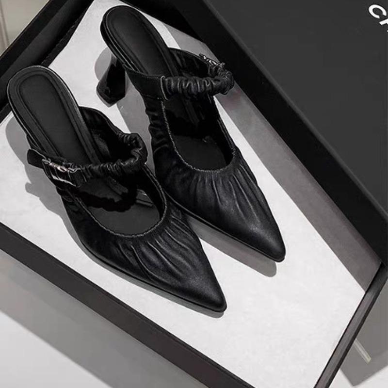 

Fashion 2025 Real Leather Women s Covered Toe Slippers Fashionable Pleated Stretch Band High Heels Women s Party Dress Shoes Sandals 40 чёрный