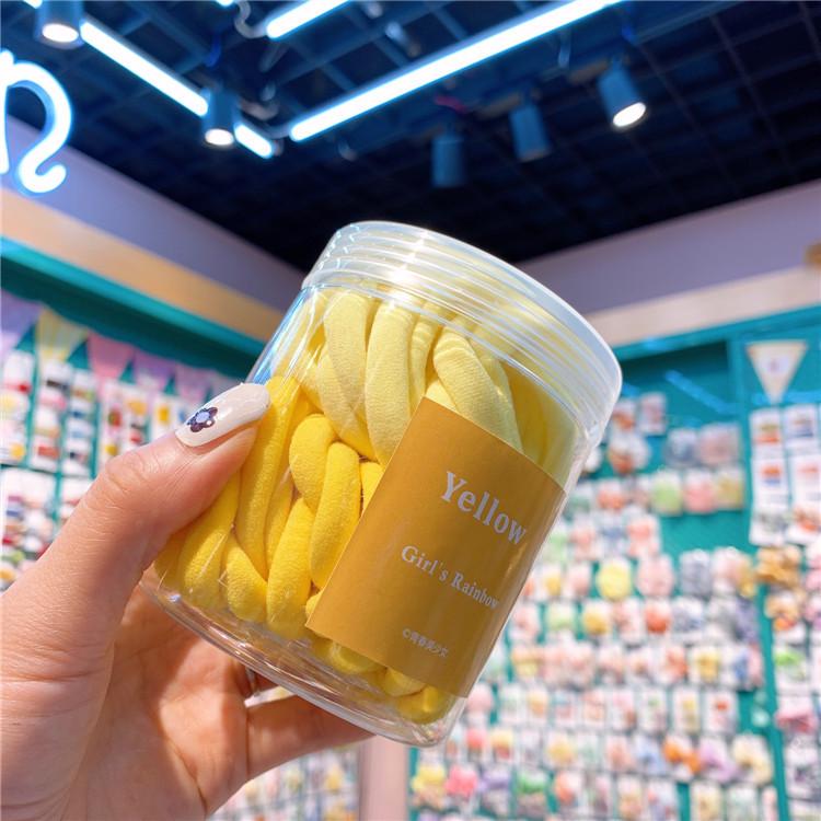 Wysoki Kucyk Gumka - Modny Dodatek do Włosów 2023