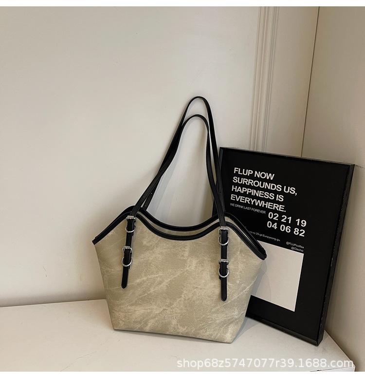 Fashionable Casual Large-capacity Tote Bag Women's 2025 Autumn and Winter New Shoulder Bag for Commuting To Work and High-end Underarm Bag