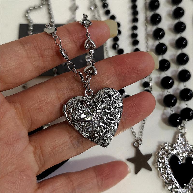 Gothic Punk Black Peach Heart Star Pendant Chain Necklace For Women Men Y2K Hip Hop Charm Trendy Jewelry Anniversary Accessories