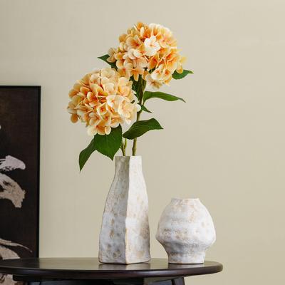 High-End Retro White Ceramic Vase: Luxury Flower Arrangement Ornament for Home Decor