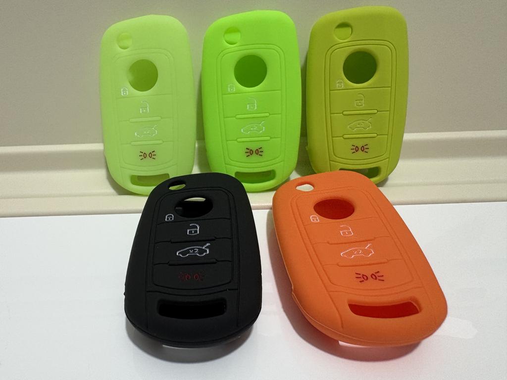 1Pc New Replacement Silicone Case For Fiat Cronos Egea 500X Toro Tipo For Dodge Neon Keyless Fob 4 Buttons Remote Car Key Shell