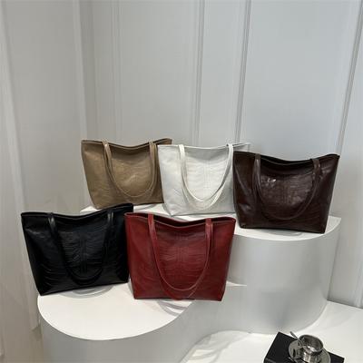 Sac grande capacité pour femme, nouveau sac à bandoulière en cuir souple, sac fourre-tout rétro pour dames