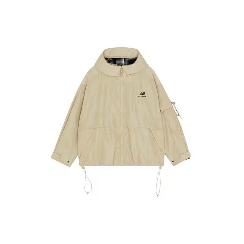 New Balance Jacket Women`s Khaki AWJ13333-BEI