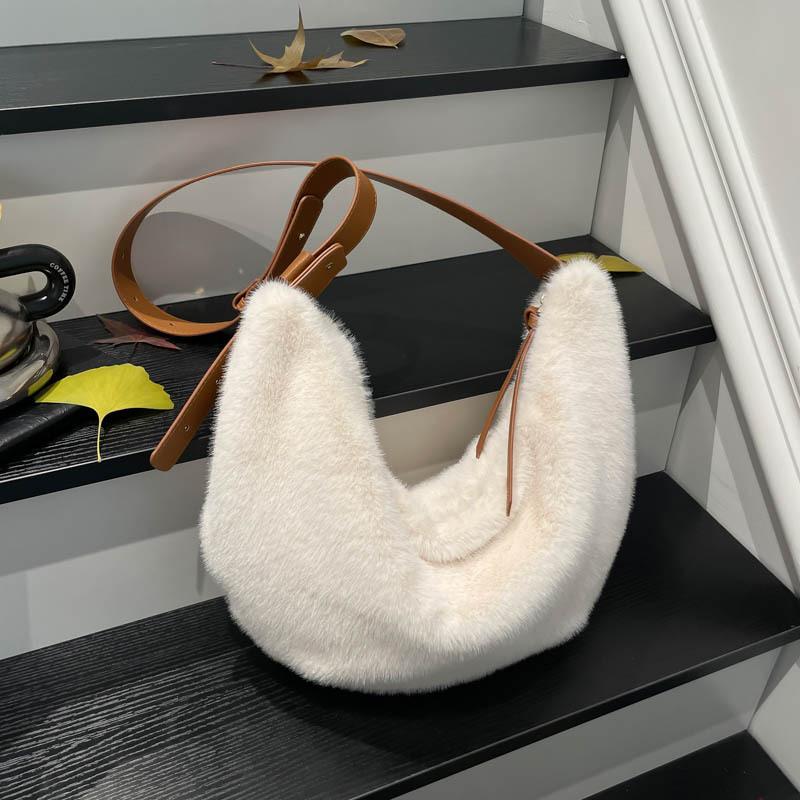 

Solid Color Faux Fur Women s Hobos Shoulder Bags Wide Strap Female Plush Messenger Bag Fashion Winter Ladies Furry Underarm Bags