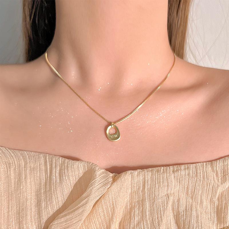 Elegant Gold Beaded Necklace for Women - 2024 Clavicle Chain, Luxury Neck Accessory