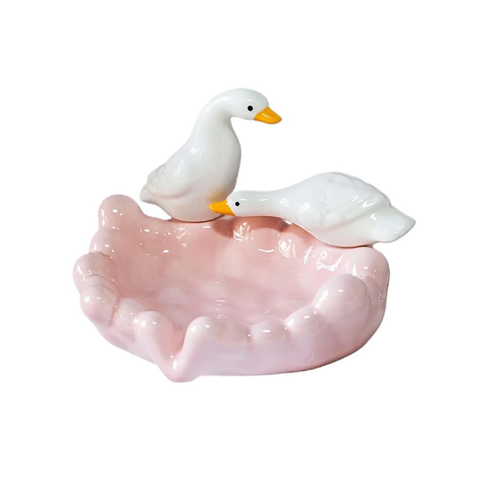 

Ins Style Soap Tray Cartoon Soap Dish Drain Rack Durable Duck Soap Holder Toilet рожевий