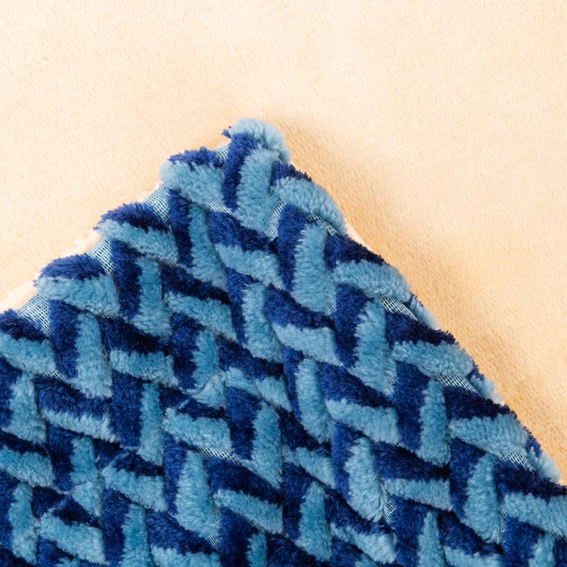 Jacquard Cationic Flannel Double-Layer Air Conditioning Nap Blanket