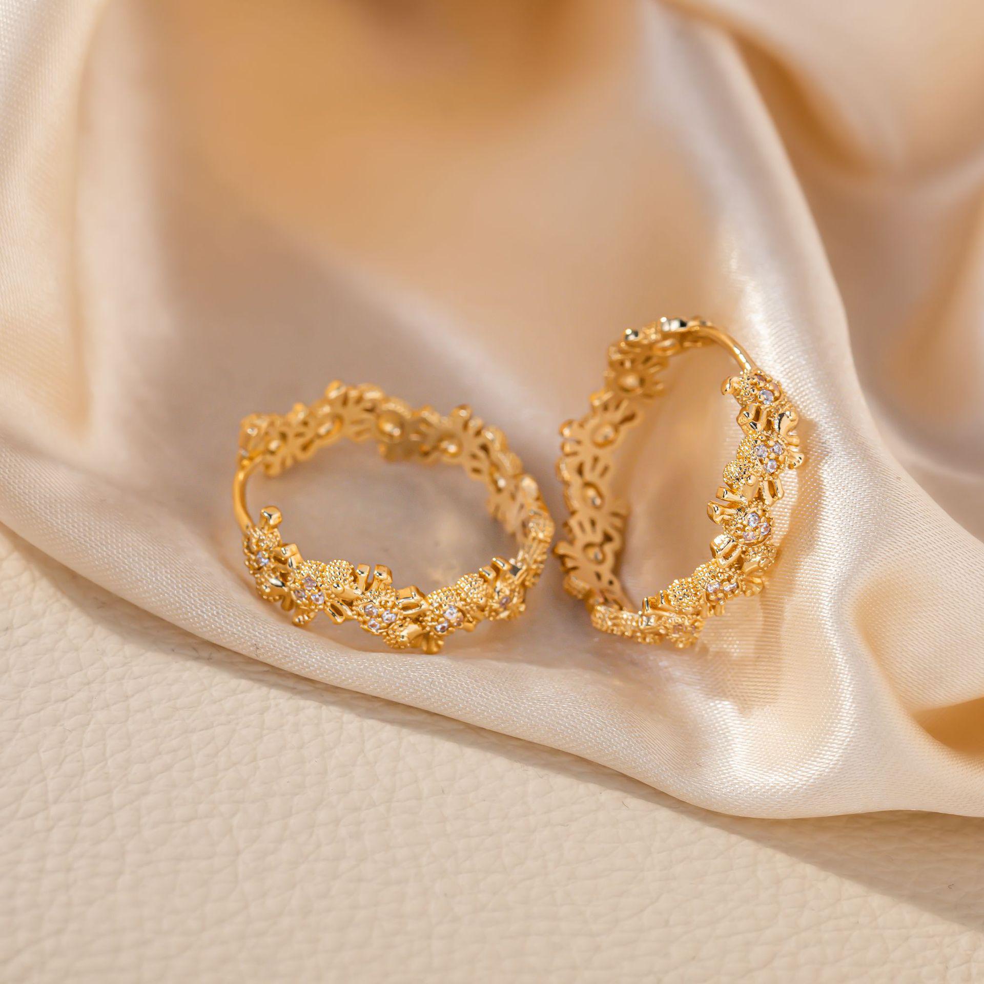 Elegant Zircon Round Stud Earrings for Women – Socialite Design