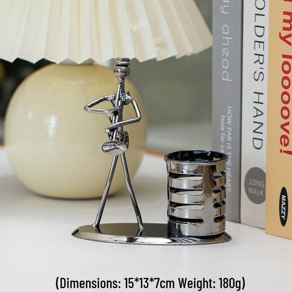 Band Little Iron Man Wrought Iron Figurine for Home Decor and Wine Cabinet Decoration