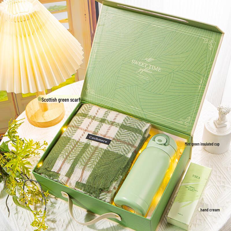Scarf & Thermos Practical Gift Set Green Scarf, Mint Green Thermos & Hand Cream