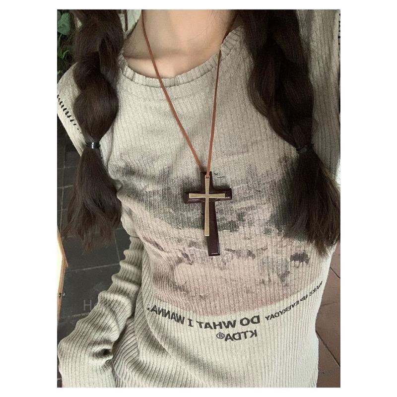 Vintage Retro Alloy Wood Cross Pendant Unisex Sweater Chain Necklace