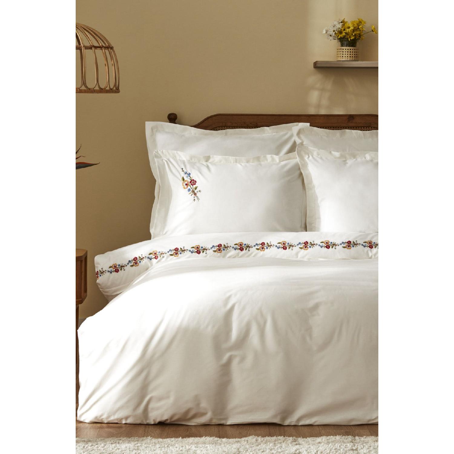 

Blance 100% Cotton Double Embroidered Duvet Cover Set White белый
