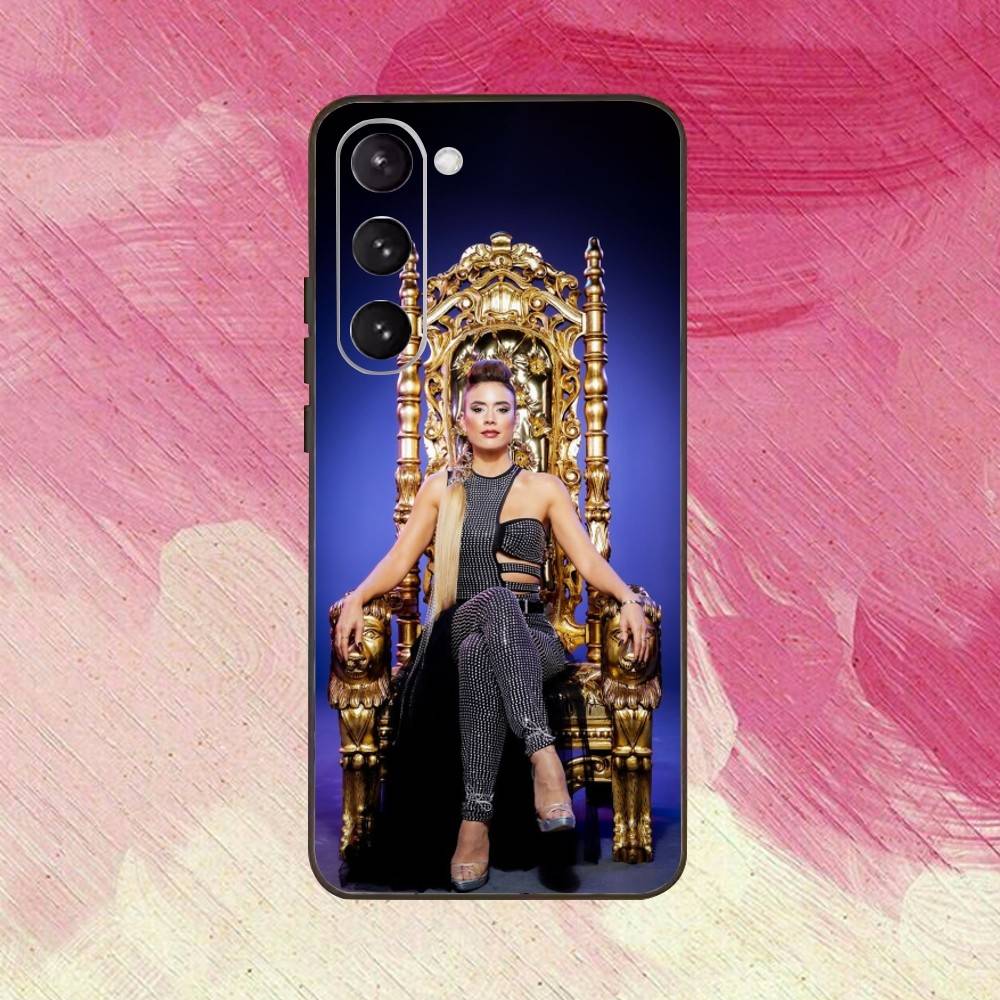 Q-Queen of Flow La Reina Del Flow-ES Phone Case For Samsung Galaxy A73,A72,A71,A70,A53,A52,A51,Soft Silicone Black Cover