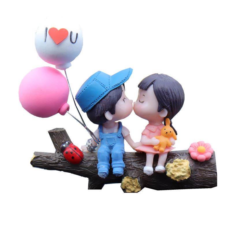 2025 Cute Tree Branch Couple Car Ornament for Center Console with Confession Balloon