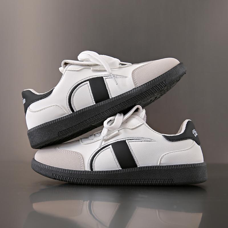 Mode Lässig Outdoor Damen Schuhe Herbst Neuer Stil Vielseitiges Design Weiße Sneaker Mikrofaser Obermaterial Gummisohle Erwachsene Damen Schuhe