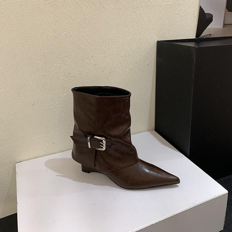 Pointed toe heel trouser boots women's autumn and winter new design sense versatile niche Spice Girl medium boots fried street short boots