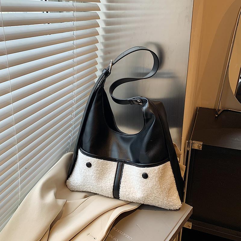 Ielgy Large Capacity Tote Bag Autumn Winter Plush Bucket Bag Commuter Armpit Order Shoulder Messenger Bag