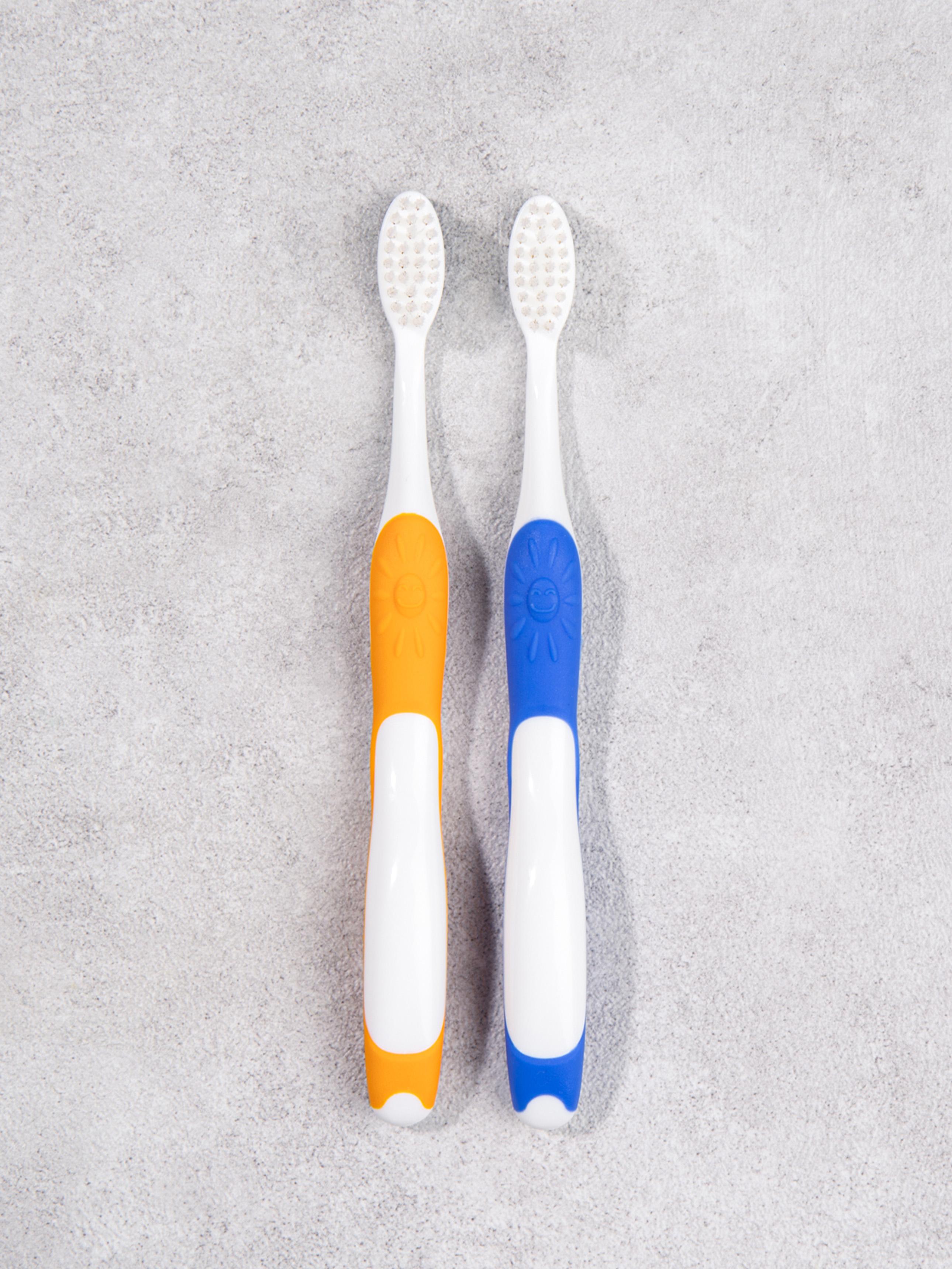 Children s Soft Bristle Toothbrush 2-Pack 1ea