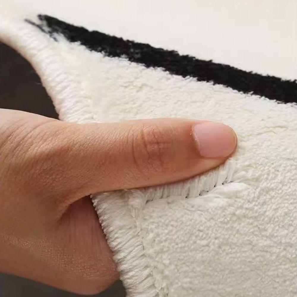 New Cartoon Christmas Carpet Xmas Tree Shape Non-Slip Backing Bed Side Carpets Imitation Cashmere Soft Floor Mat Bedroom Decor