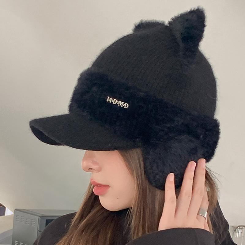 Winter Hat for Women with Extra Warmth, Protection From Cold and Wind, Ear Protection and Duckbill Design