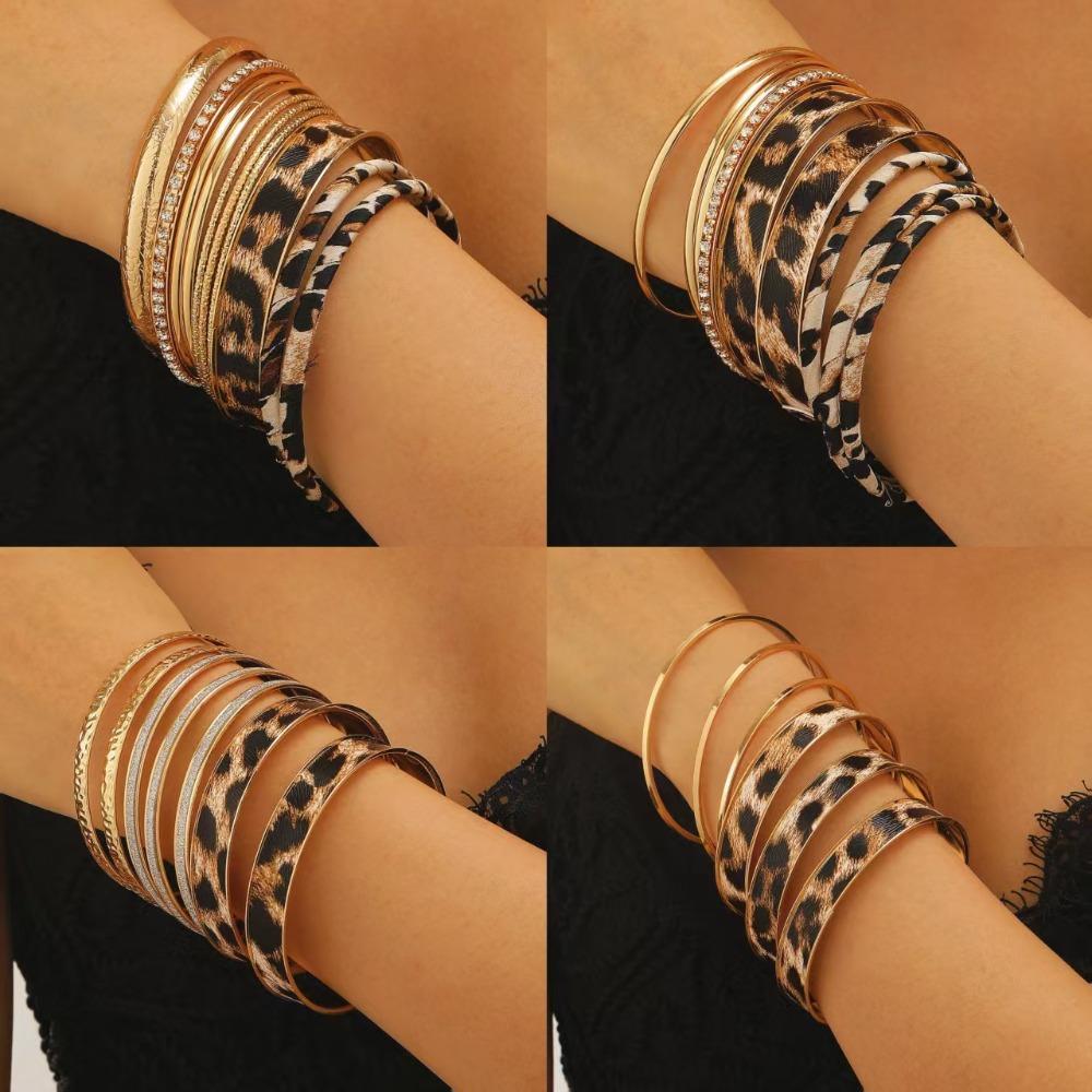 Multi-piece Set Fashion Sexy Leopard Print Leather Multi-layer Fold Wear Bangles for Women Exaggerated Personality Jewelry Sets
