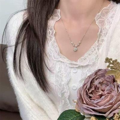 Elegant Square Diamond Necklace for Women – High-End Clavicle Chain, Perfect Birthday Gift for a Best Friend