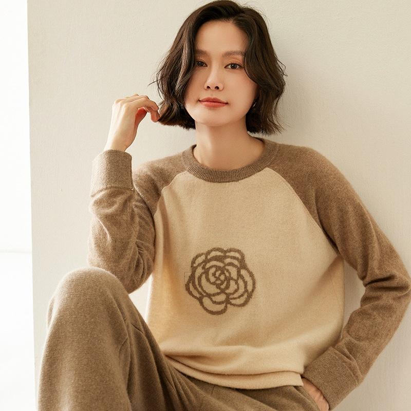 Женский кашемировый свитер с круглым вырезом, колор-блокинг и вышивкой. Стиль осени и зимы. Модный и универсальный свитер. M